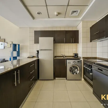 Contemporary One Bedroom With Full Marina View Dubai Exterior photo
