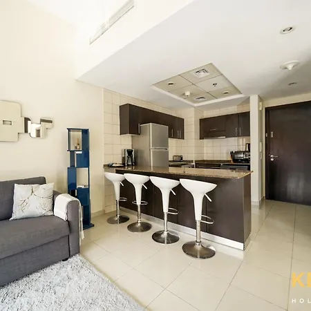 Contemporary One Bedroom With Full Marina View Dubai Exterior photo