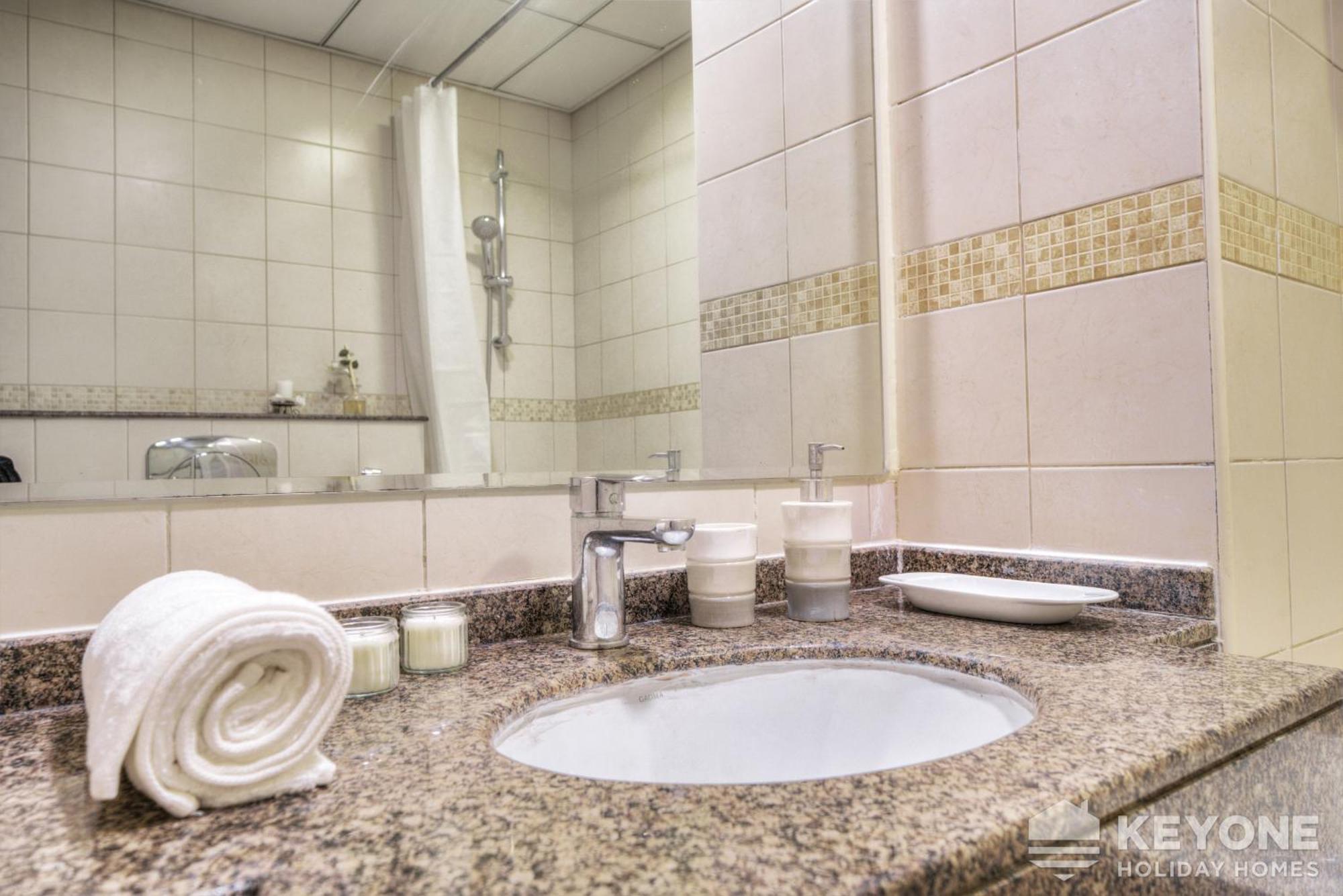 Contemporary One Bedroom With Full Marina View Апартаменты Дубай