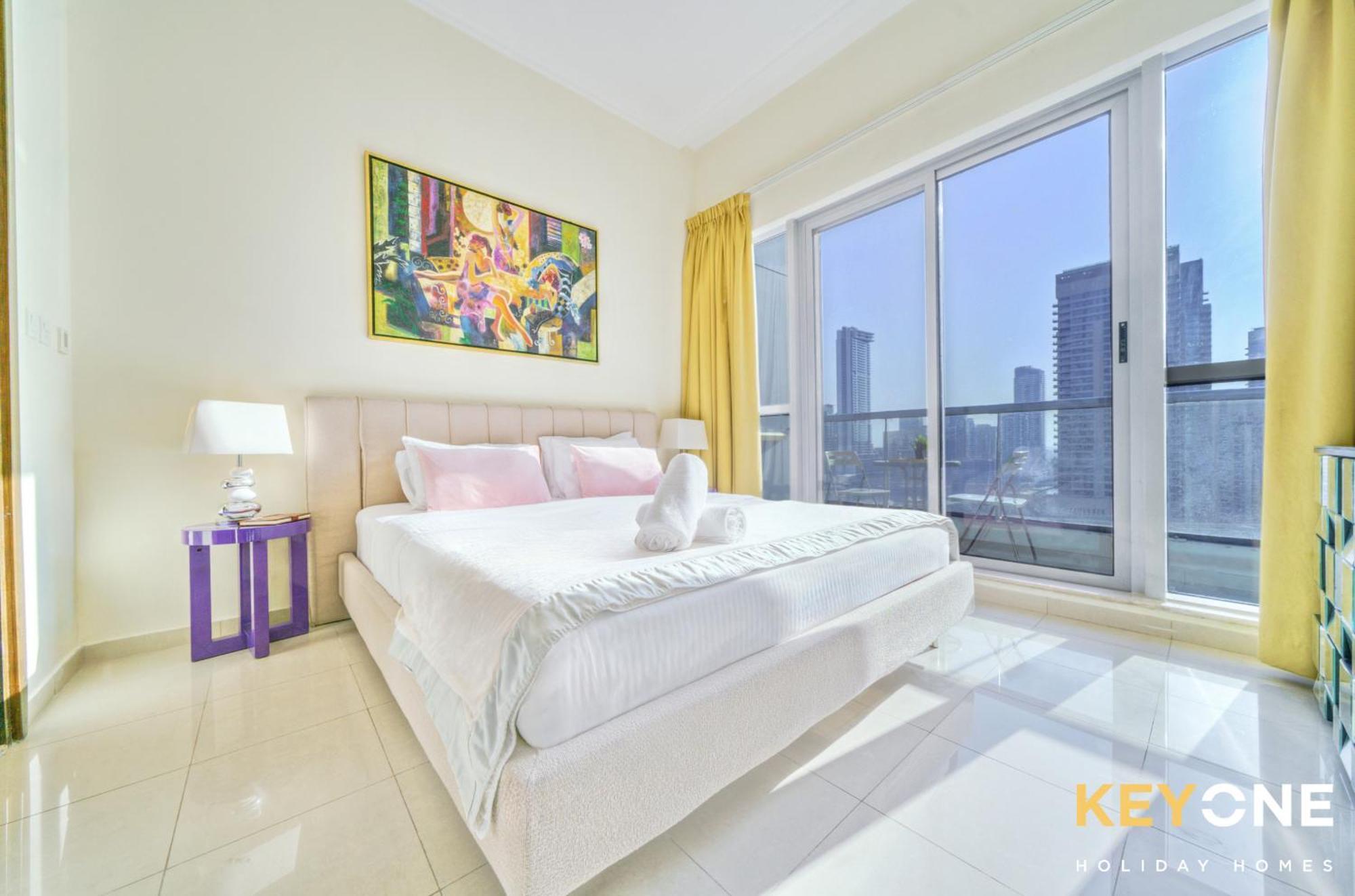 Contemporary One Bedroom With Full Marina View Дубай