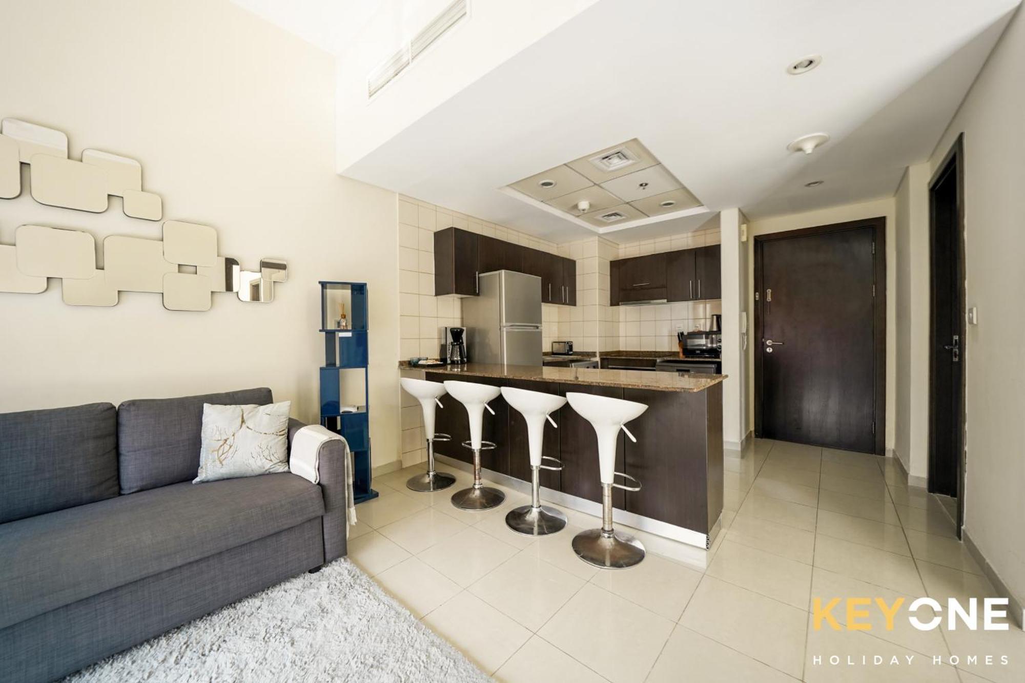 Апартаменты Contemporary One Bedroom With Full Marina View *