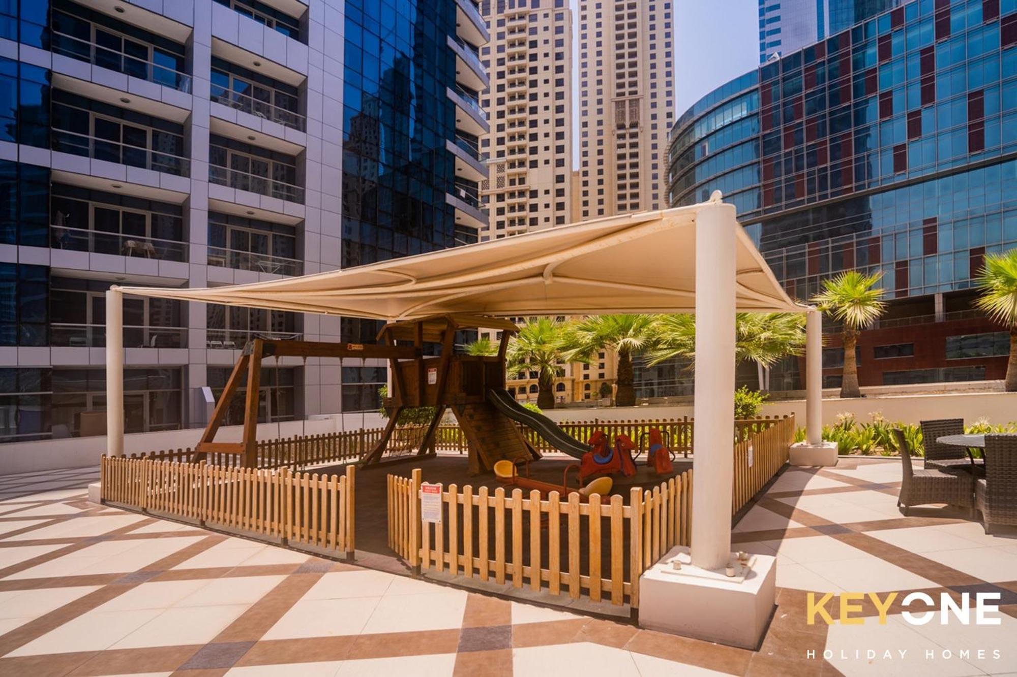 Contemporary One Bedroom With Full Marina View شقة *